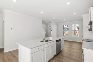 6736 Leigh St, Flowery Branch, GA 30542 - Photo 7