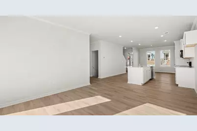 6736 Leigh Street, Flowery Branch, GA 30542 - Photo 9