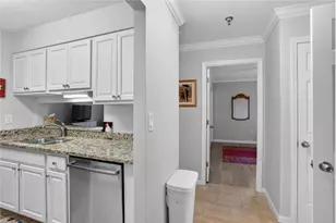 300 Johnson Ferry Road NE, Atlanta, GA 30328 - Photo 3