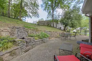 42 Pine Lake Dr, Sandy Springs, GA 30327 - Photo 37