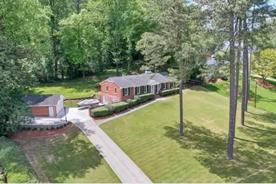 42 Pine Lake Drive, Sandy Springs, GA 30327 - Photo 41