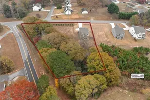 270 E Union Grove Cir, Auburn, GA 30011 - Photo 9