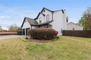 4905 Weathervane Dr, Alpharetta, GA 30022 - Photo 1