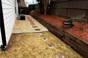 4905 Weathervane Dr, Alpharetta, GA 30022 - Photo 3