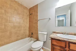 1012 Mainstreet Lake Dr, Stone Mountain, GA 30088 - Photo 19