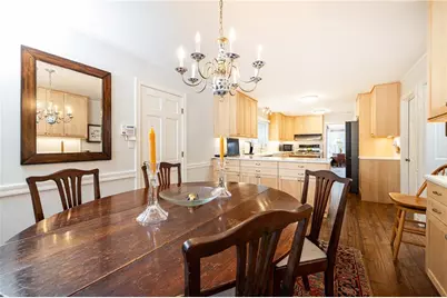 690 Fair Oaks Manor, Atlanta, GA 30327 - Photo 13