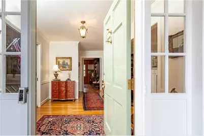 690 Fair Oaks Manor, Atlanta, GA 30327 - Photo 3