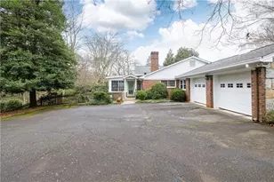 690 Fair Oaks Manor, Atlanta, GA 30327 - Photo 35