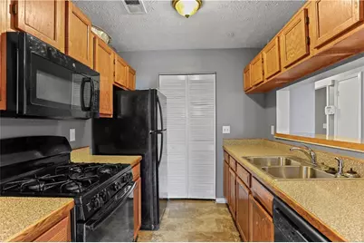 671 Windchase Lane, Stone Mountain, GA 30083 - Photo 5