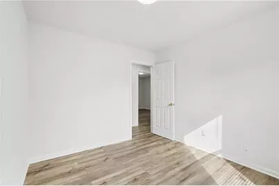 240 Plantation Glen Court, Johns Creek, GA 30022 - Photo 21