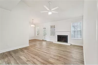 240 Plantation Glen Court, Johns Creek, GA 30022 - Photo 5