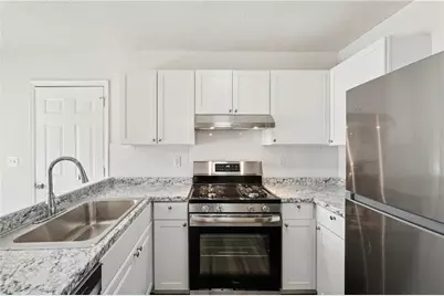 240 Plantation Glen Court, Johns Creek, GA 30022 - Photo 11