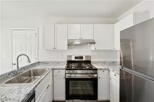 240 Plantation Glen Ct, Johns Creek, GA 30022 - Photo 11