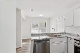 240 Plantation Glen Ct, Johns Creek, GA 30022 - Photo 13