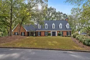 8705 River Bluff Ln, Roswell, GA 30076 - Photo 5