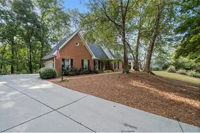 8705 River Bluff Lane, Roswell, GA 30076 - Photo 7