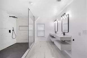 8705 River Bluff Ln, Roswell, GA 30076 - Photo 31