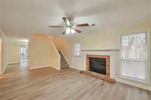 891 Churchill Ct, Stone Mountain, GA 30083 - Photo 3