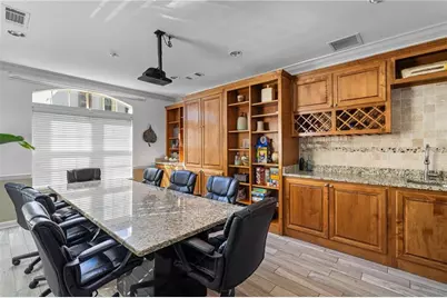 1074 Peachtree Walk NE #B301, Atlanta, GA 30309 - Photo 23