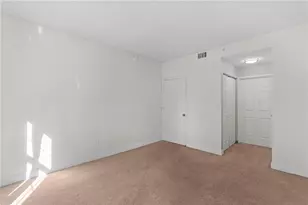 1074 Peachtree Walk NE, Atlanta, GA 30309 - Photo 19