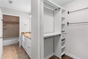 1074 Peachtree Walk NE, Atlanta, GA 30309 - Photo 15