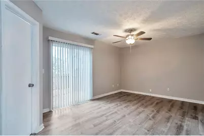 5918 Crescent Ridge Court, Lithonia, GA 30058 - Photo 13