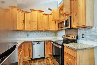 5918 Crescent Ridge Court, Lithonia, GA 30058 - Photo 7