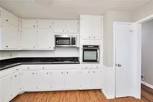 4670 Wendover Dr, Stone Mountain, GA 30083 - Photo 13