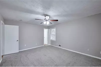 4670 Wendover Drive, Stone Mountain, GA 30083 - Photo 19