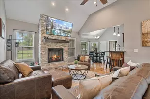 166 Woodford Way SE, Calhoun, GA 30701 - Photo 3