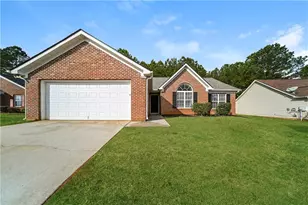 11171 Knotty Pine Pl, Hampton, GA 30228 - Photo 1