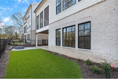 5551 Broad River View, Peachtree Corners, GA 30092 - Photo 11