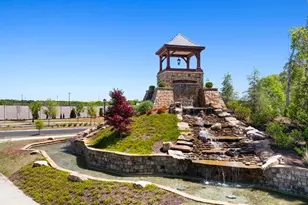 128 King Vlg, Braselton, GA 30517 - Photo 35