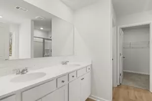 128 King Vlg, Braselton, GA 30517 - Photo 23