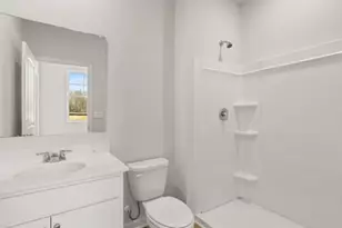 128 King Vlg, Braselton, GA 30517 - Photo 13