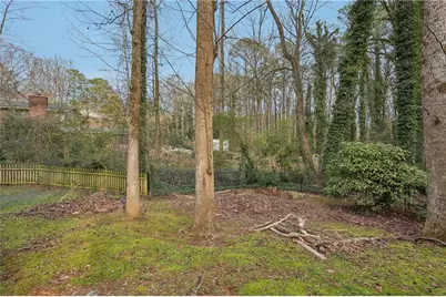 2121 Skytop Drive, Stone Mountain, GA 30087 - Photo 29