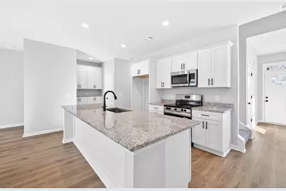 594 Madison Street #100, Commerce, GA 30529 - Photo 11