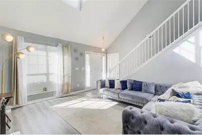 4119 Ravenwood Court, Union City, GA 30291 - Photo 3