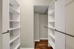 2499 Peachtree Road NE, Atlanta, GA 30305 - Photo 25