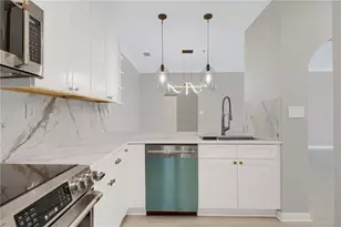 2499 Peachtree Road NE, Atlanta, GA 30305 - Photo 9