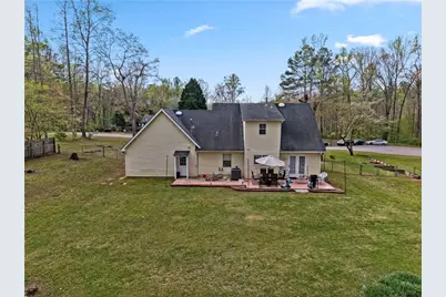 135 Creekview Dr, Newnan, GA 30263 - Photo 27