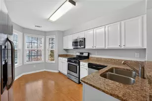 3921 Riverlook Pkwy SE, Marietta, GA 30067 - Photo 11