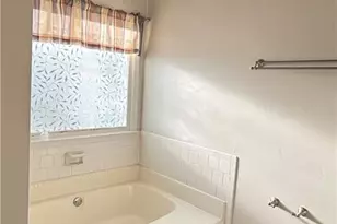 1399 Sisters Ct, Lawrenceville, GA 30043 - Photo 9