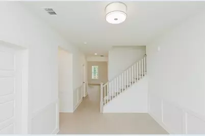 8320 Creekside Overlook Drive, Gainesville, GA 30506 - Photo 3