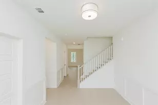 8320 Creekside Overlook Dr, Gainesville, GA 30506 - Photo 3