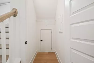 8330 Creekside Overlook Drive, Gainesville, GA 30506 - Photo 11