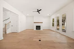 8330 Creekside Overlook Dr, Gainesville, GA 30506 - Photo 15