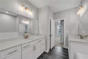 552 Ember Ln, Atlanta, GA 30318 - Photo 39