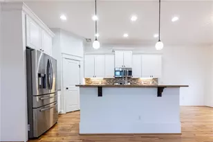 2288 Oakview Rd NE, Atlanta, GA 30317 - Photo 21