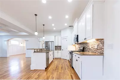 2288 Oakview Road NE, Atlanta, GA 30317 - Photo 23